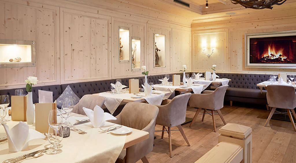 Beschallung_Display_AVsolutions Beschallung - Hotel - Restaurant - Schneebar I AVsolutions