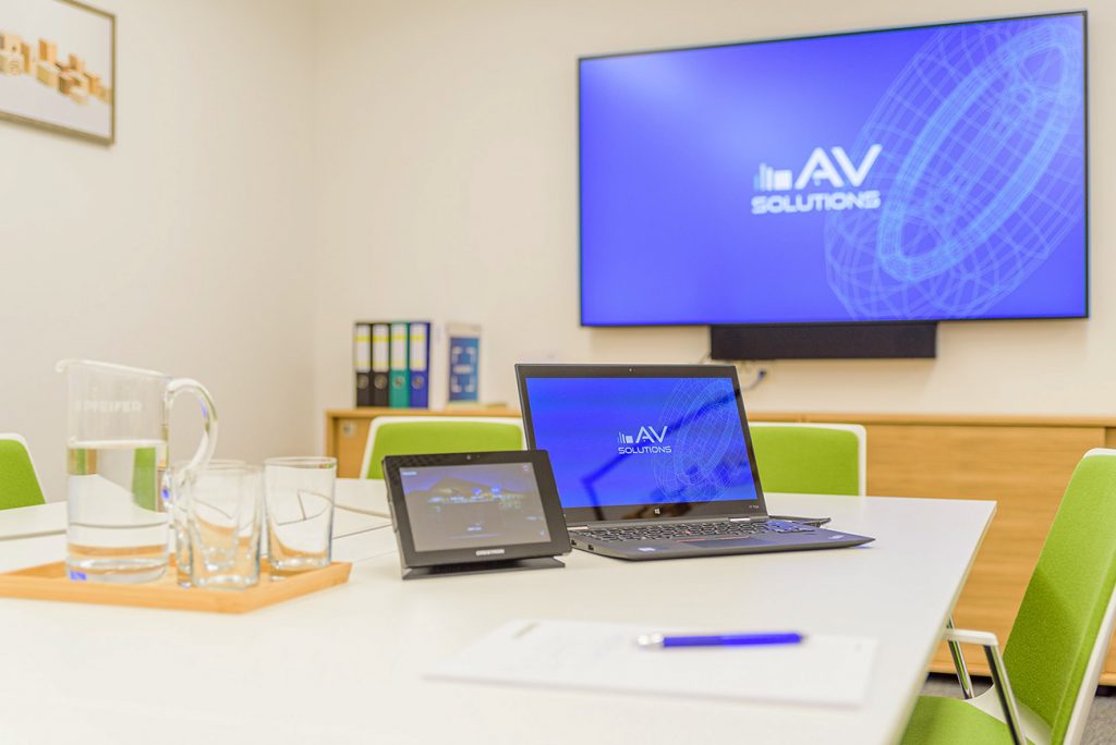 Holz_Pfeifer_Crestron_NEC_Barco-ClickShare_16_AVsolutions