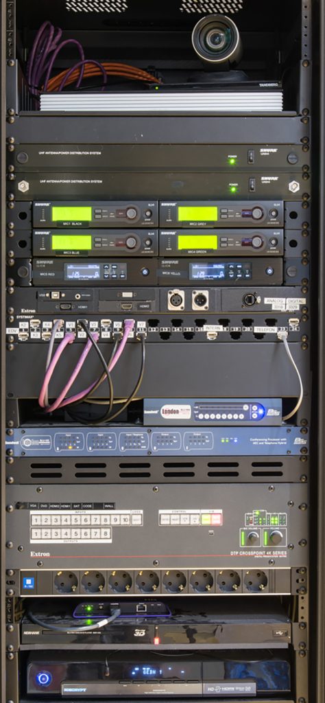 Innio_Jenbacher_Extron_NEC_JBL_Shure_Easescreen_1_AVsolutions