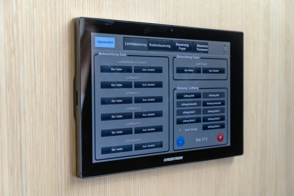Projekt_Sparkasse_Feldkirch_Crestron_Epson_Bose_AVsolutions_17
