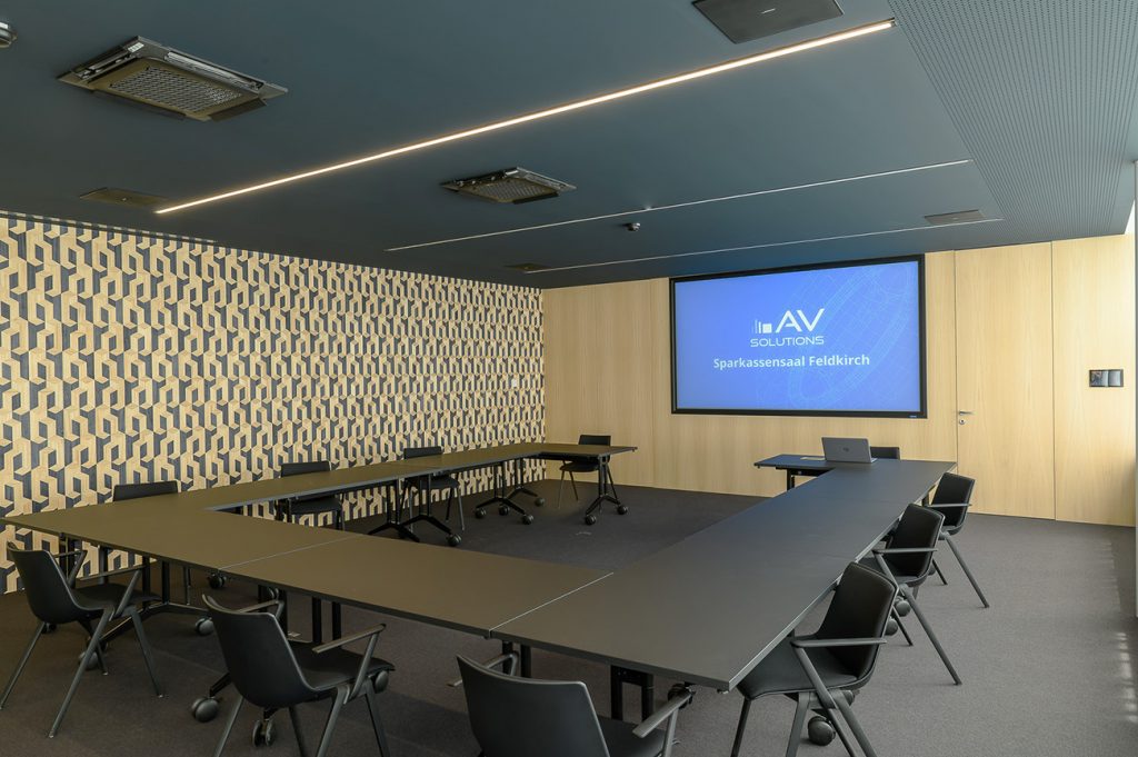 Projekt_Sparkasse_Feldkirch_Crestron_Epson_Bose_AVsolutions_27