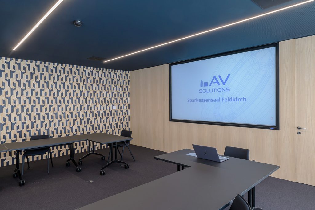 Projekt_Sparkasse_Feldkirch_Crestron_Epson_Bose_AVsolutions_3