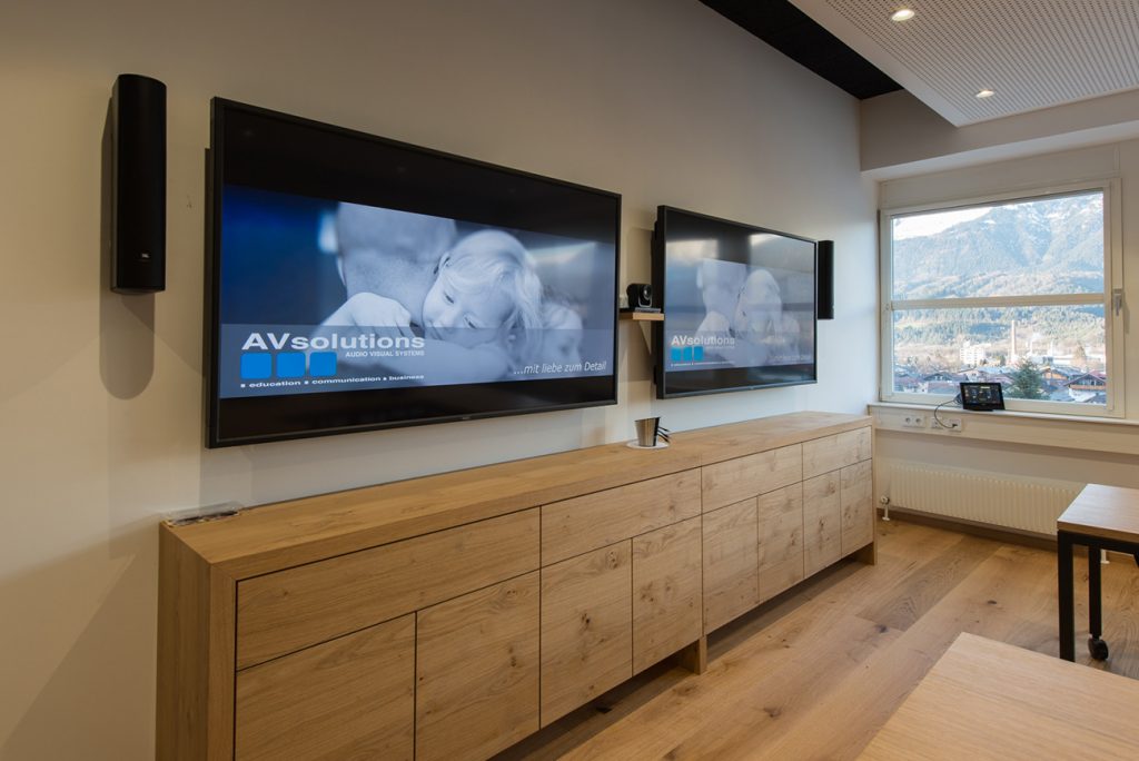 Swarovski_Optik_NEC_Polycom_Shure_JBL_Extron_ClickShare_Logitech_2_AVsolutions