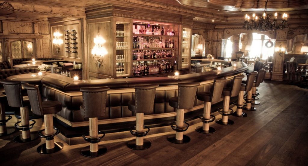 Interalpen_Hotel_Tyrol_Beschallung_Bar_AVsolutions