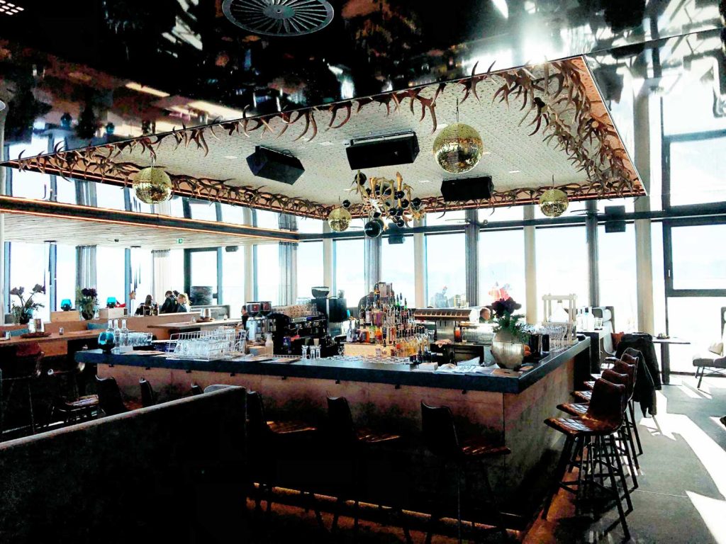 Referenzen_Beschallung_Schneebar_Wimbachexpress_6_AVsolutions Beschallung - Wimbach Express - Hochzillertal - Schneebar - Klangwolken I AVsolutions