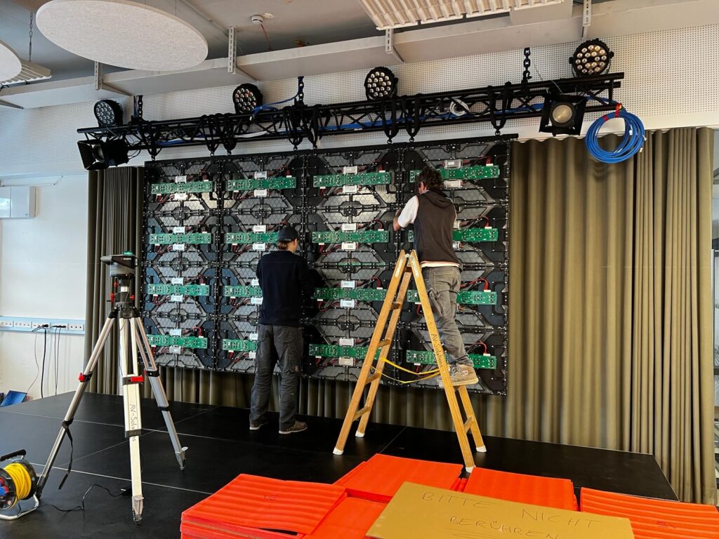 6a2cd1d5-4b0d-421b-814d-e2f0122282fd Illwerke vkw | Eventtechnik | Medientechnik | Beschallung | Induktionsschleife | Veranstaltungstechnik | AVsolutions